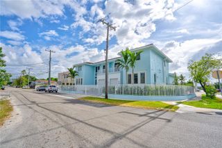 1805 NW 22nd Ct 1805, Miami, FL 33125