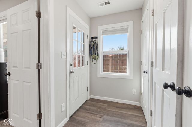 1028 N Walnut Street, Lapel, IN 46051