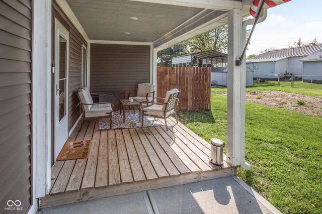 1028 N Walnut Street, Lapel, IN 46051