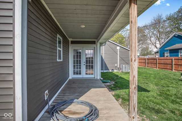 1028 N Walnut Street, Lapel, IN 46051