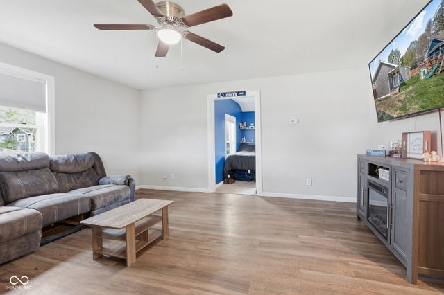 1028 N Walnut Street, Lapel, IN 46051