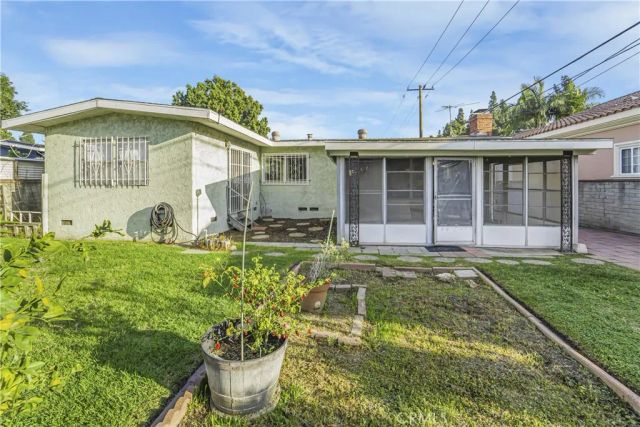 10809 Pangborn Avenue, Downey, CA 90241