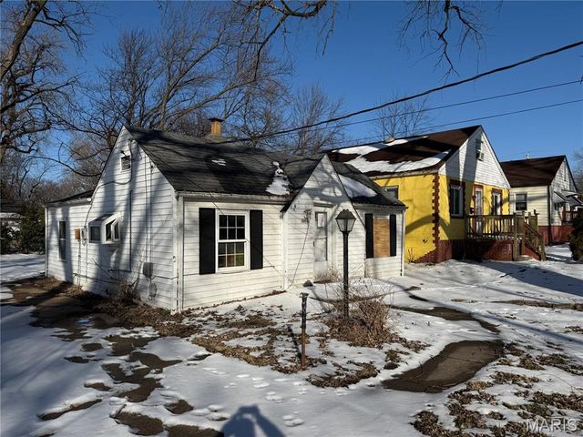 3669 Isolda Avenue, St Ann, MO 63074