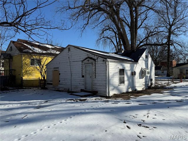 3669 Isolda Avenue, St Ann, MO 63074