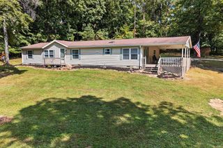 5810 S Cardwell Road, Bloomington, IN 47403