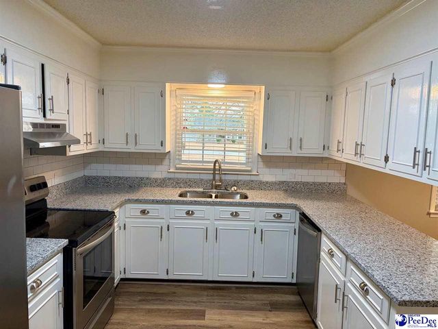 1052 Wellington, Hartsville, SC 29550