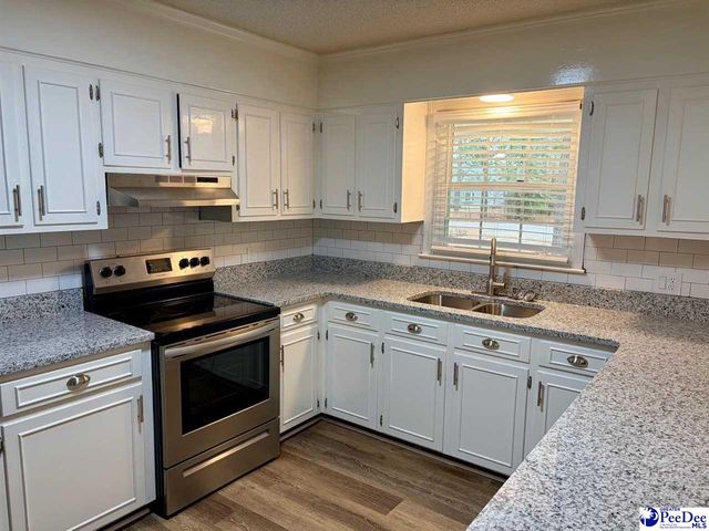 1052 Wellington, Hartsville, SC 29550