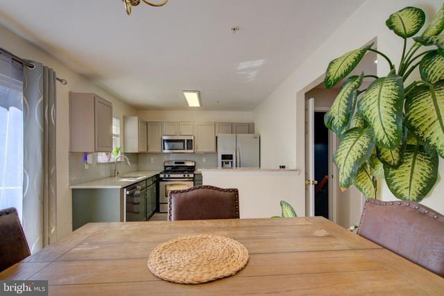 3713 COMMUNITY DR, District Heights, MD 20747