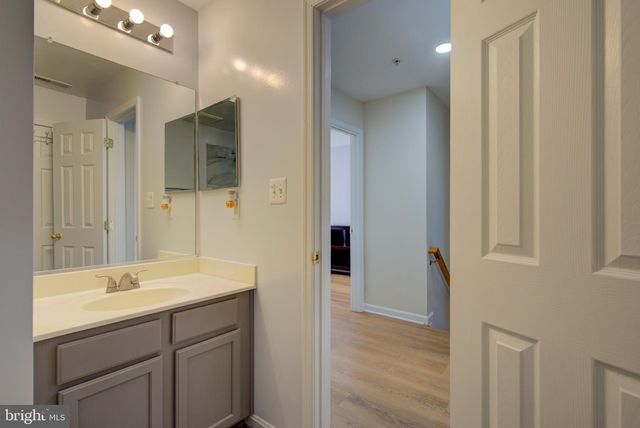 3713 COMMUNITY DR, District Heights, MD 20747