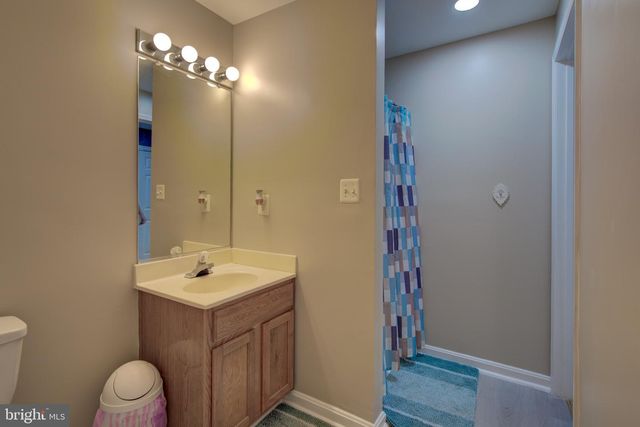 3713 COMMUNITY DR, District Heights, MD 20747