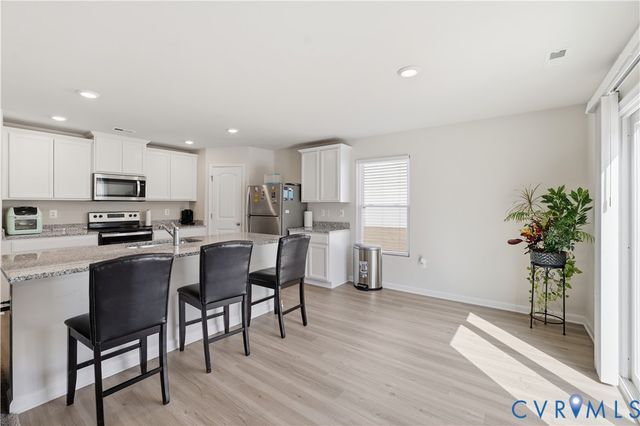 7915 Honeybee Ct, Prince George, VA 23860