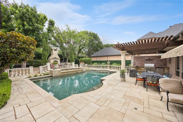 1800 Windermere Drive, Plano, TX 75093