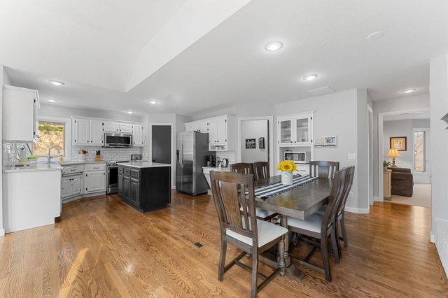 115 Stone Ridge Drive, Branson, MO 65616