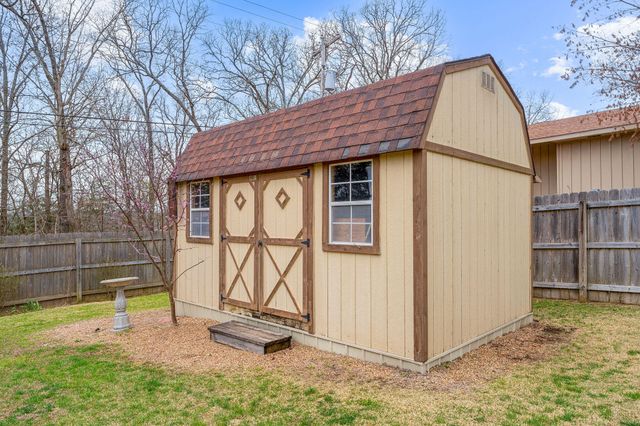 115 Stone Ridge Drive, Branson, MO 65616