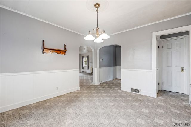 2633 Greenfield Avenue, Hamburg, NY 14075