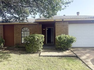 4805 Woodruff Drive, The Colony, TX 75056