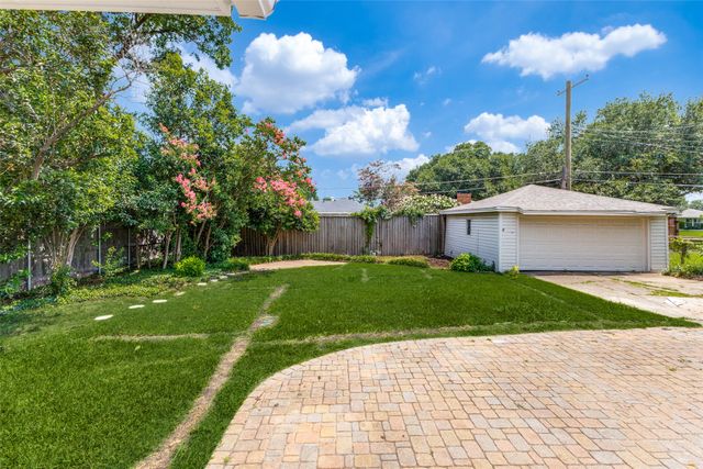 6536 Patrick Drive, Dallas, TX 75214