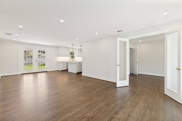 6536 Patrick Drive, Dallas, TX 75214