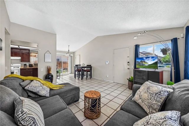 25076 Wendy Way, Moreno Valley, CA 92551