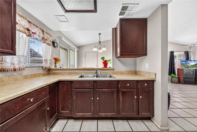 25076 Wendy Way, Moreno Valley, CA 92551