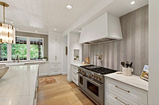 3341 Coleridge Drive, Raleigh, NC 27609