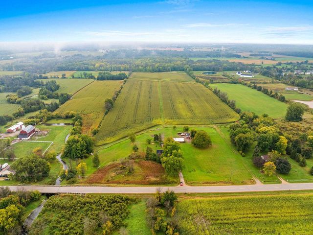 W5801 CTY RD O, Appleton, WI 54913