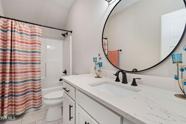 226 Quiet Stroll Lane, Gray, TN 37615