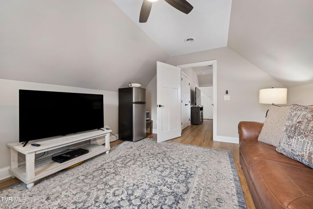 226 Quiet Stroll Lane, Gray, TN 37615