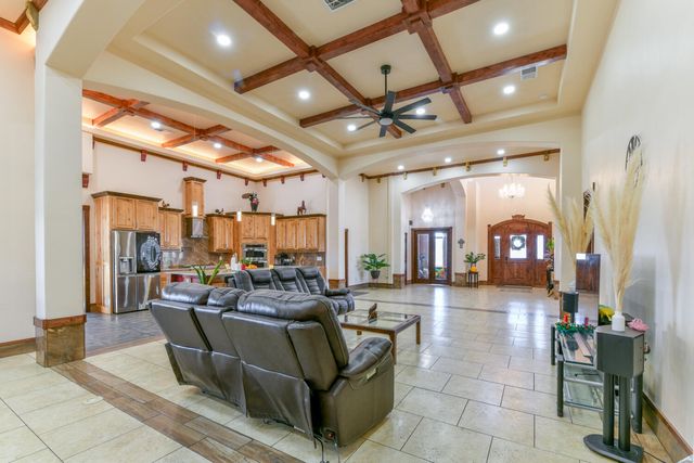 8024 Canoncito Drive NW, Albuquerque, NM 87120