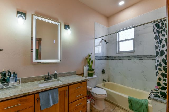 8024 Canoncito Drive NW, Albuquerque, NM 87120