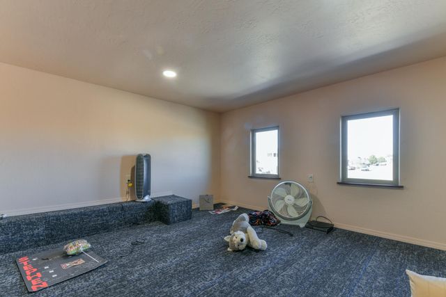 8024 Canoncito Drive NW, Albuquerque, NM 87120