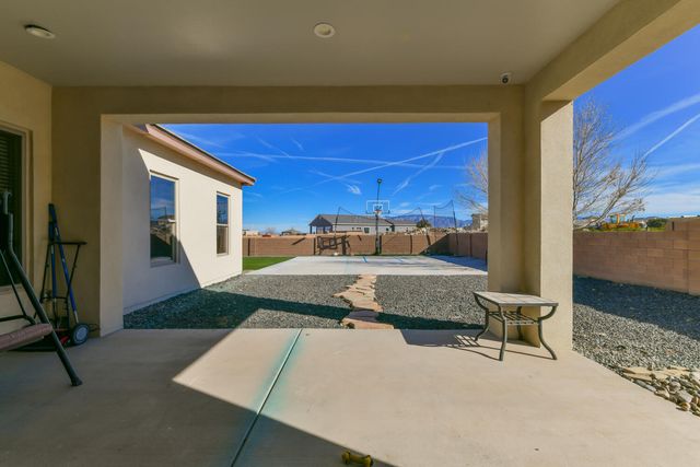8024 Canoncito Drive NW, Albuquerque, NM 87120