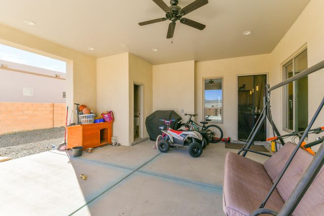 8024 Canoncito Drive NW, Albuquerque, NM 87120