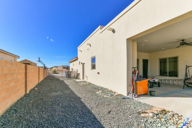 8024 Canoncito Drive NW, Albuquerque, NM 87120