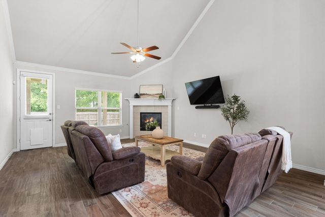 4916 Stillhouse Hollow Lane, Denton, TX 76226
