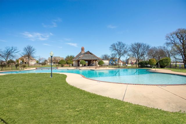 4916 Stillhouse Hollow Lane, Denton, TX 76226