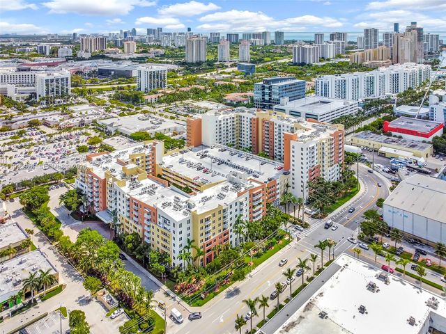 18800 NE 29th Ave PH6, Aventura, FL 33180