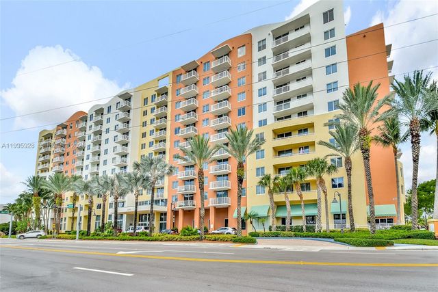 18800 NE 29th Ave PH6, Aventura, FL 33180