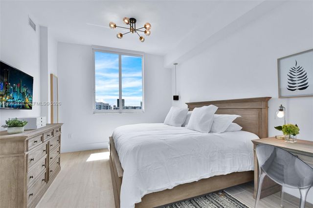 18800 NE 29th Ave PH6, Aventura, FL 33180