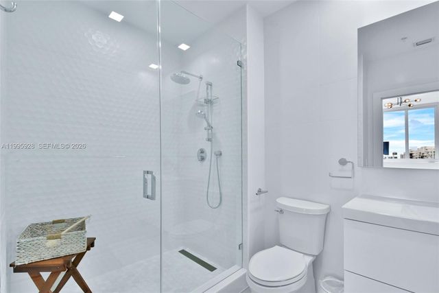 18800 NE 29th Ave PH6, Aventura, FL 33180