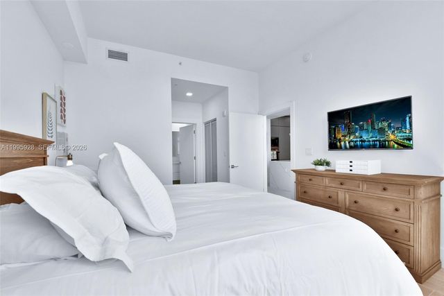 18800 NE 29th Ave PH6, Aventura, FL 33180