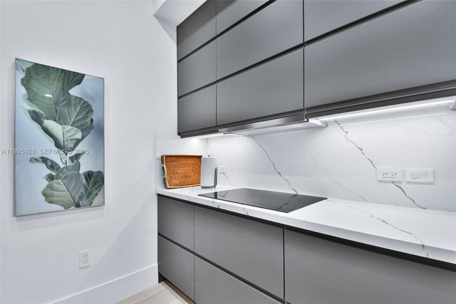 18800 NE 29th Ave PH6, Aventura, FL 33180