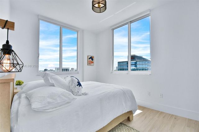 18800 NE 29th Ave PH6, Aventura, FL 33180