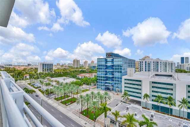 18800 NE 29th Ave PH6, Aventura, FL 33180