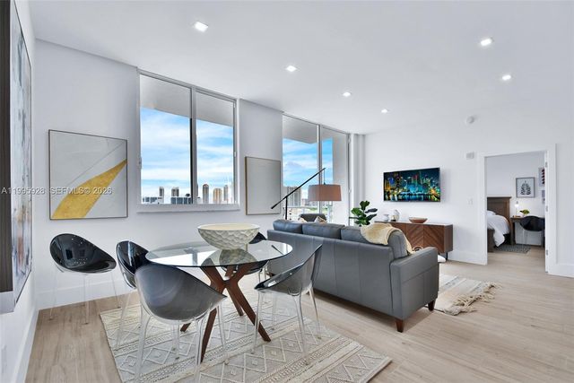 18800 NE 29th Ave PH6, Aventura, FL 33180