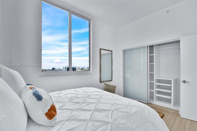 18800 NE 29th Ave PH6, Aventura, FL 33180