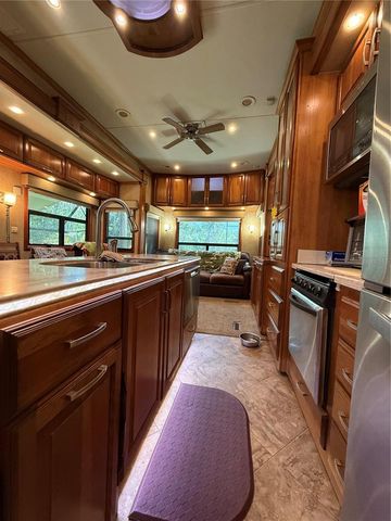 2092 CULBREATH ROAD D24, Brooksville, FL 34602