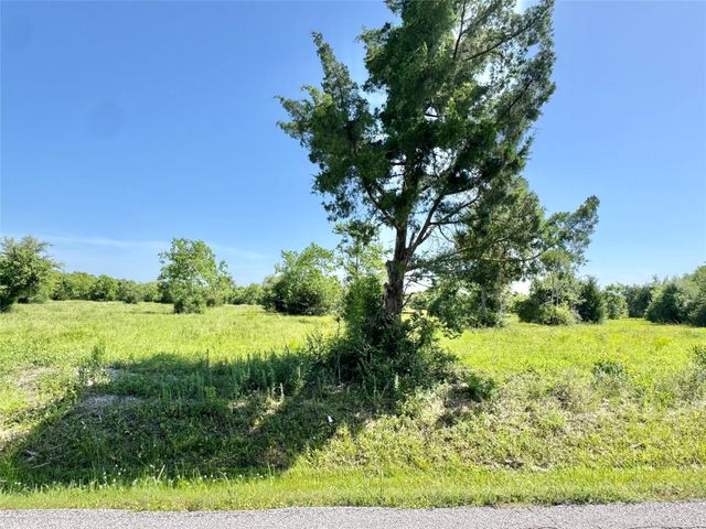 11951 7th St, Santa Fe, TX 77510