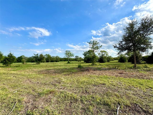 11951 7th St, Santa Fe, TX 77510