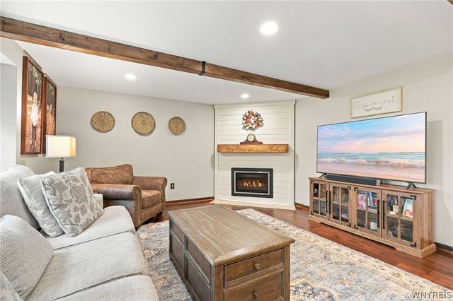 19 Pheasant Run, Lancaster, NY 14086